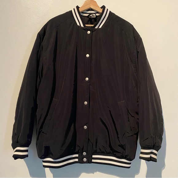 HM DIVIDED oversized bomber jacket - Picture 5 of 7